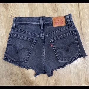 Levi Shorts